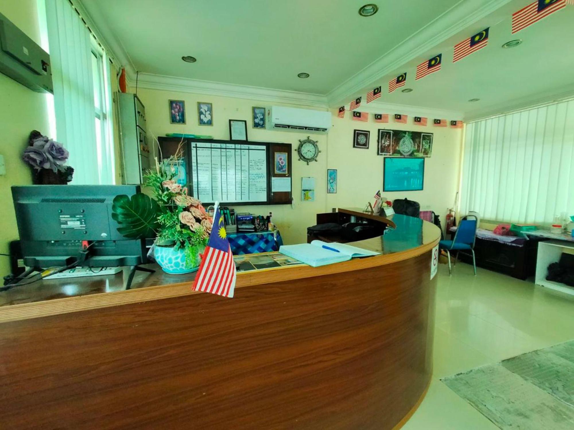 Capital O 91118 Chalet Seri Idaman Bayan Lepas Ngoại thất bức ảnh